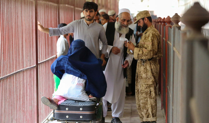 Read more about the article Pakistan’s Mishandling of Afghan Refugee Crisis